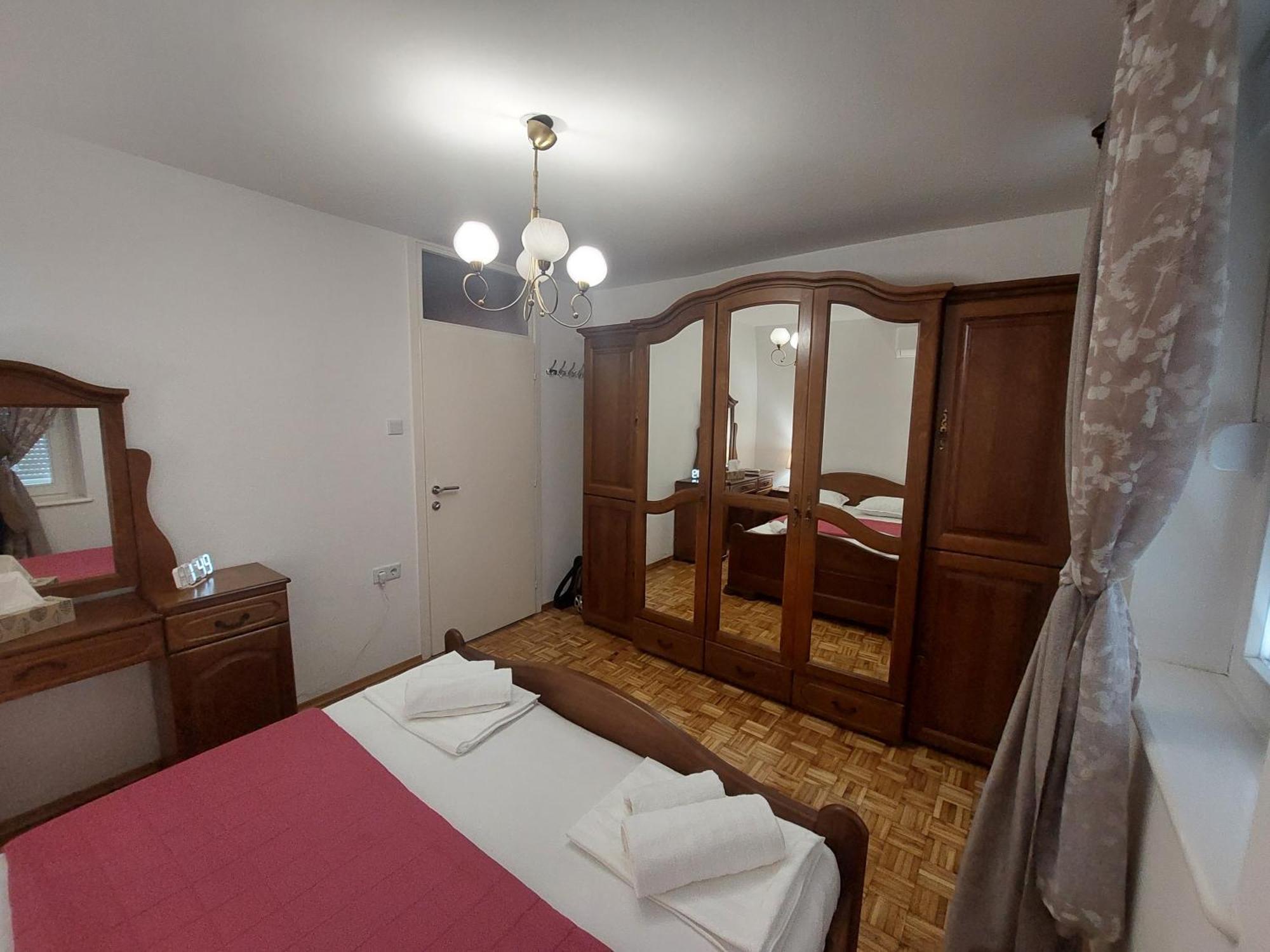 Apartman Adi Яйце Экстерьер фото